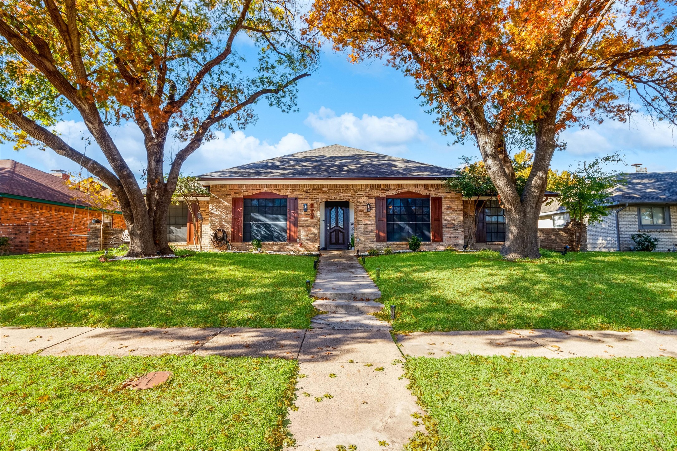 709 Meadowgate Drive Garland TX 75040