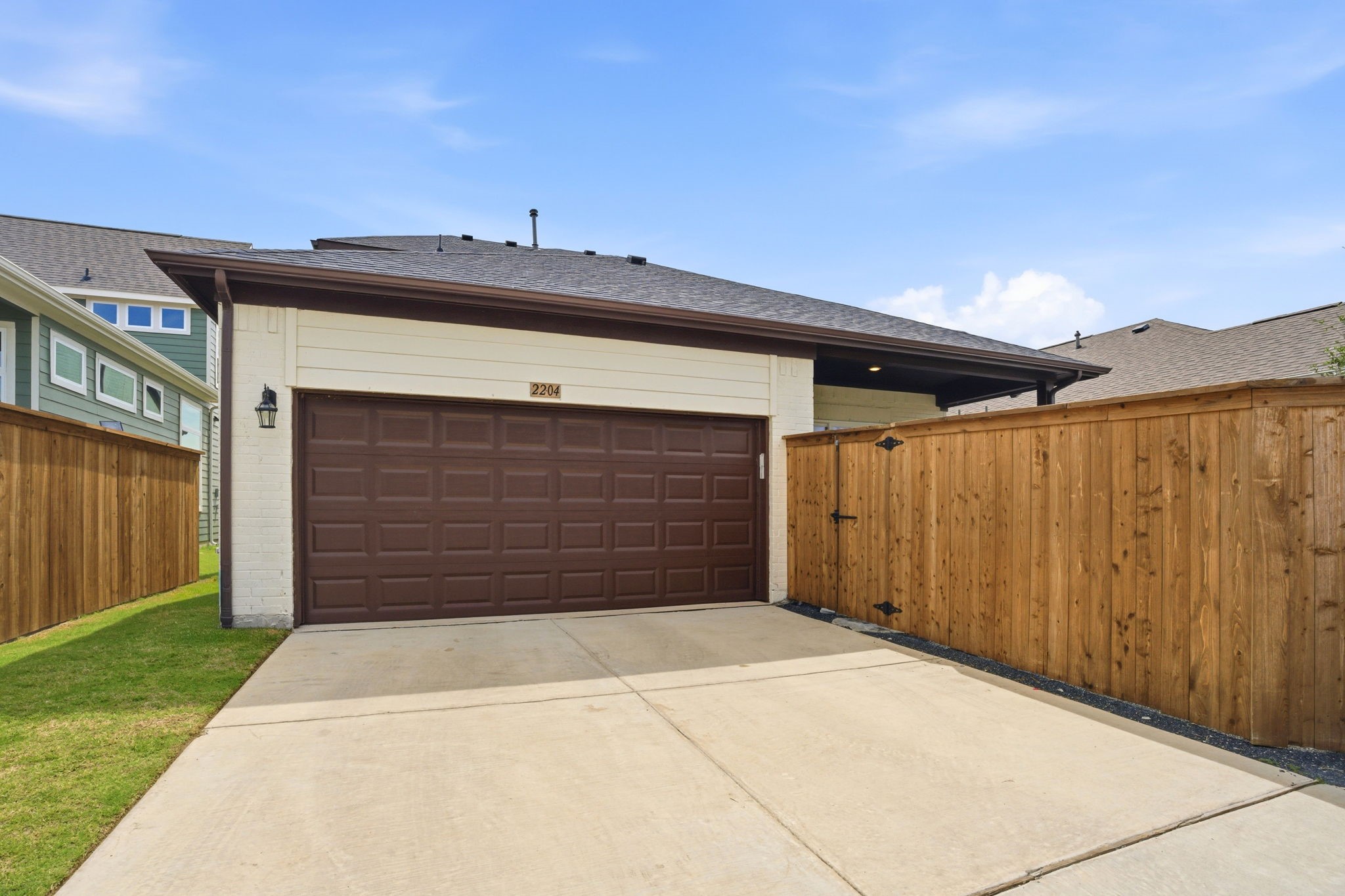 2204 Sternpost Mews Rowlett TX 75088