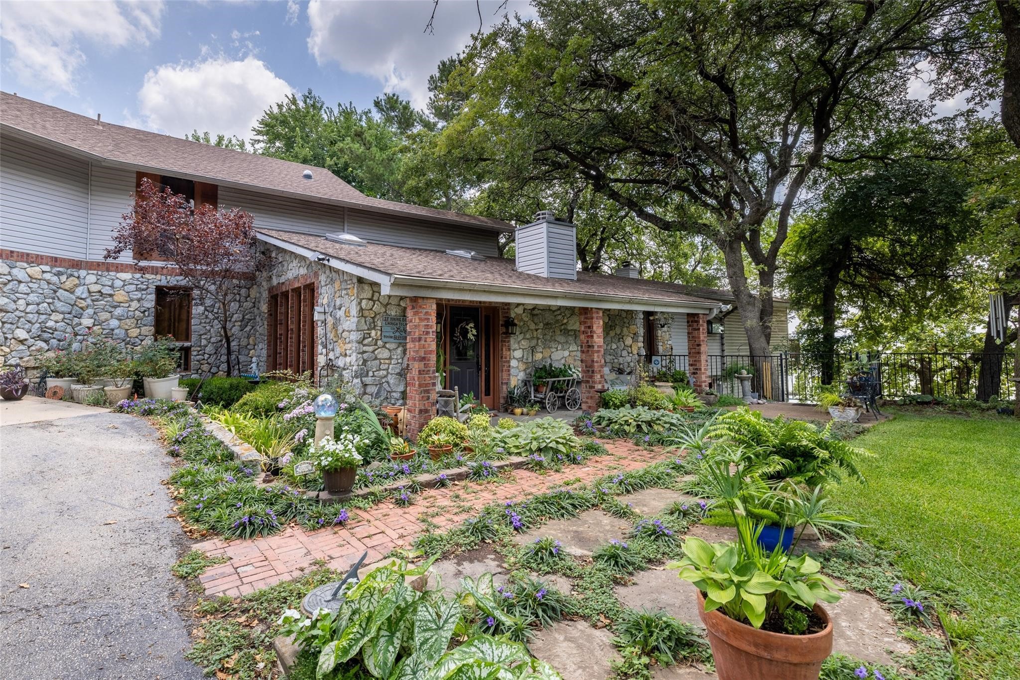 13360 Miller Road Azle TX 76020