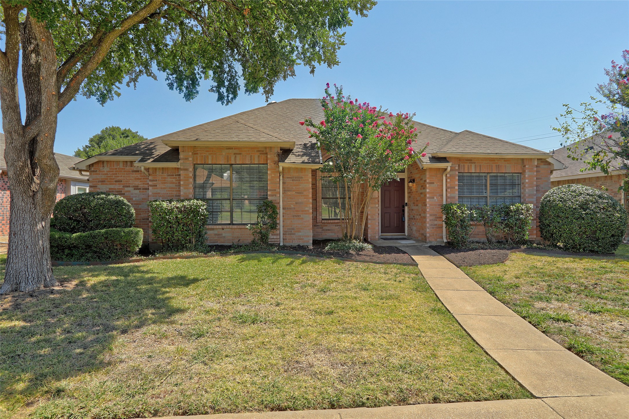 2733 Dukeswood Drive Garland TX 75040