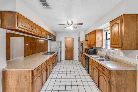4812 Honeysuckle Drive Balch Springs TX 75180