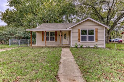 213 W 1st Street Weatherford TX 76086