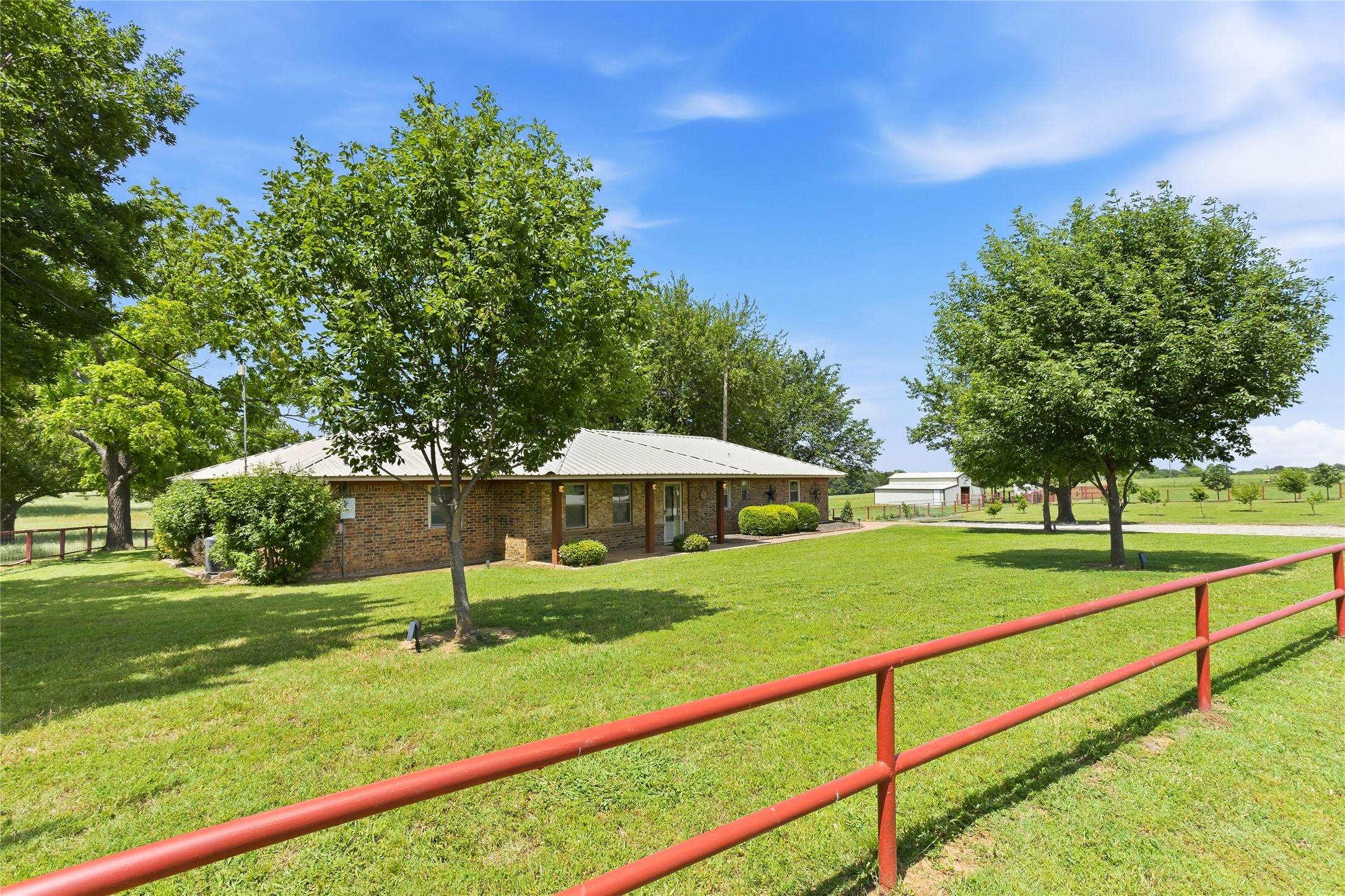 235 Magnus Road Denison TX 75021