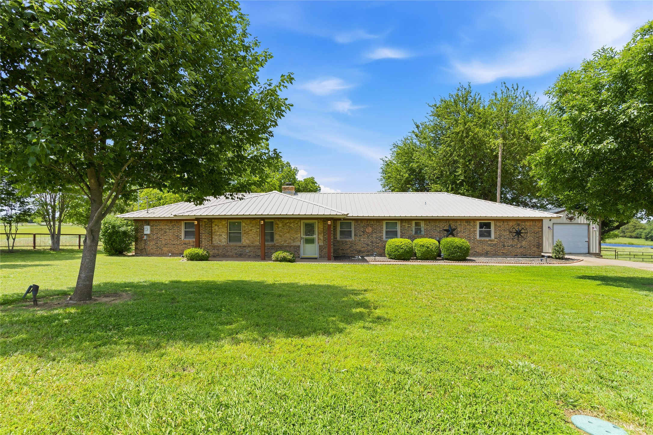 235 Magnus Road Denison TX 75021