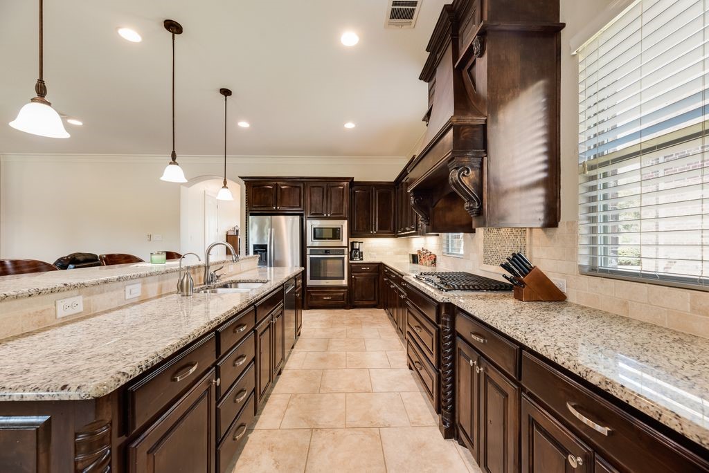 6059 The Resort Boulevard Fort Worth TX 76179