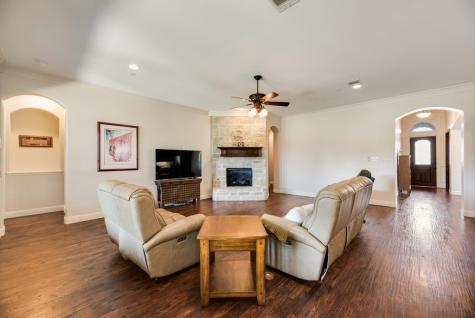 6059 The Resort Boulevard Fort Worth TX 76179