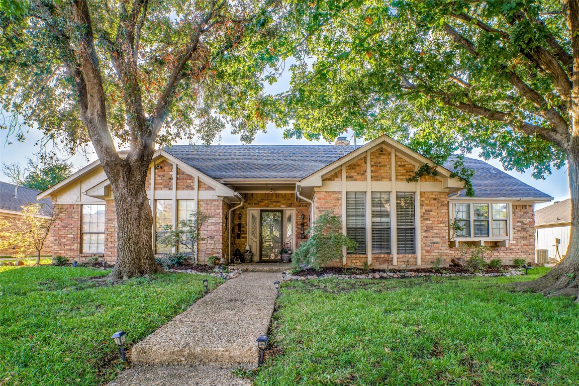 2232 Valley Mill Carrollton TX 75006