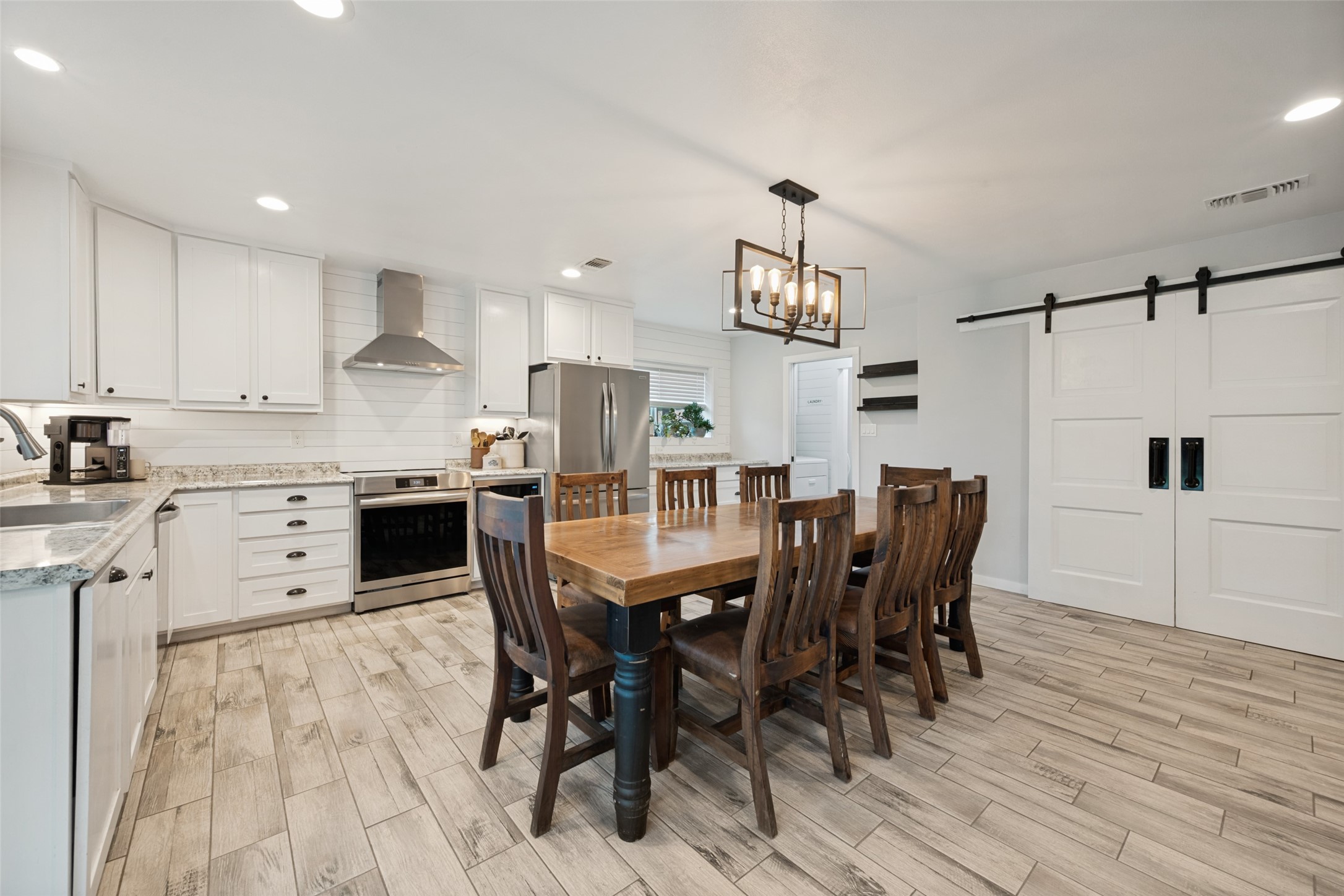 812 Ridgeway Road Joshua TX 76058