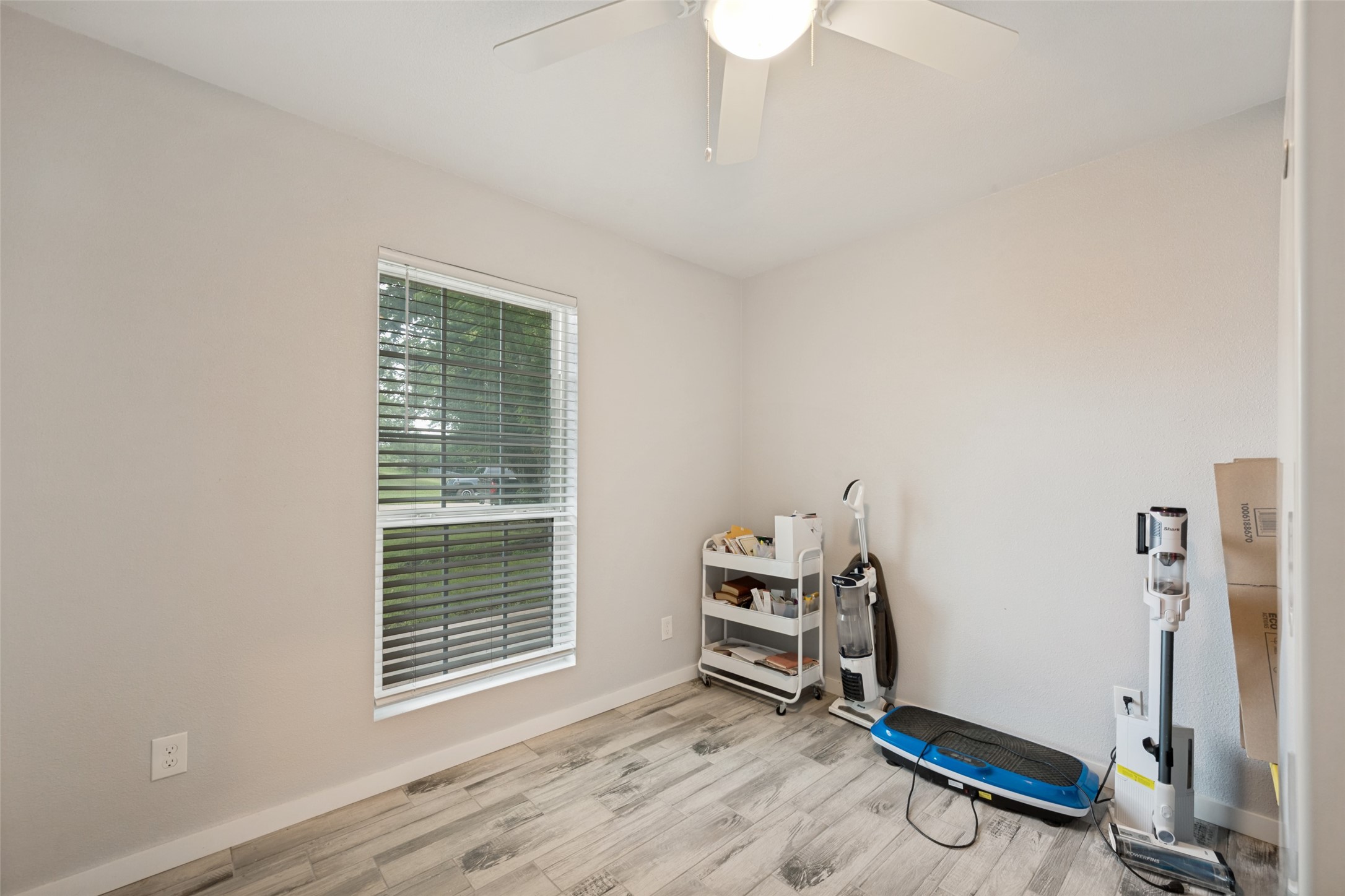 812 Ridgeway Road Joshua TX 76058