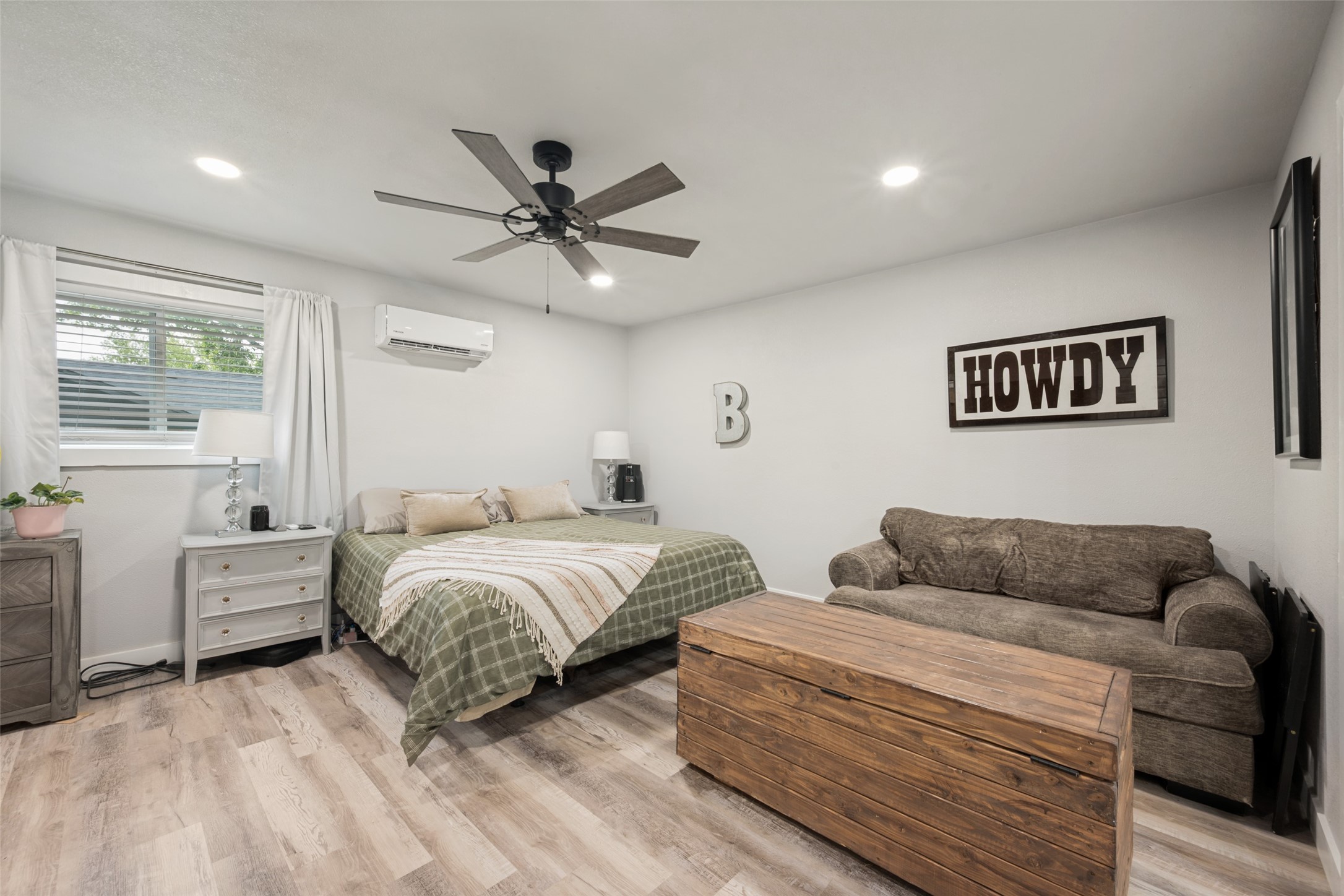 812 Ridgeway Road Joshua TX 76058