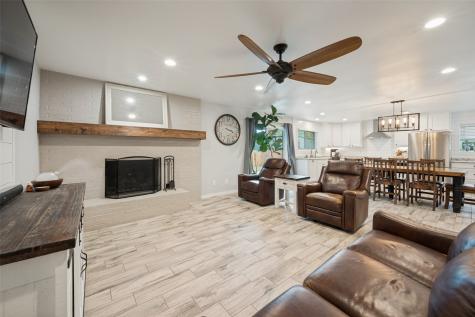 812 Ridgeway Road Joshua TX 76058