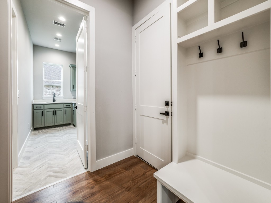 4585 Cascades Boulevard Tyler TX 75709