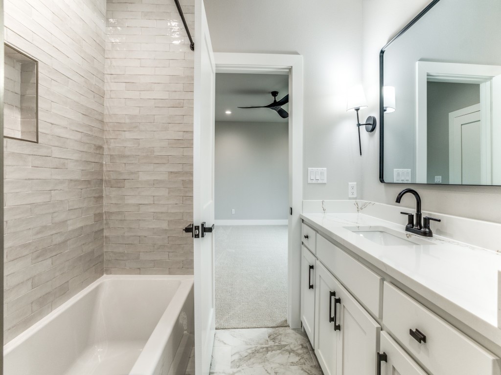 4585 Cascades Boulevard Tyler TX 75709