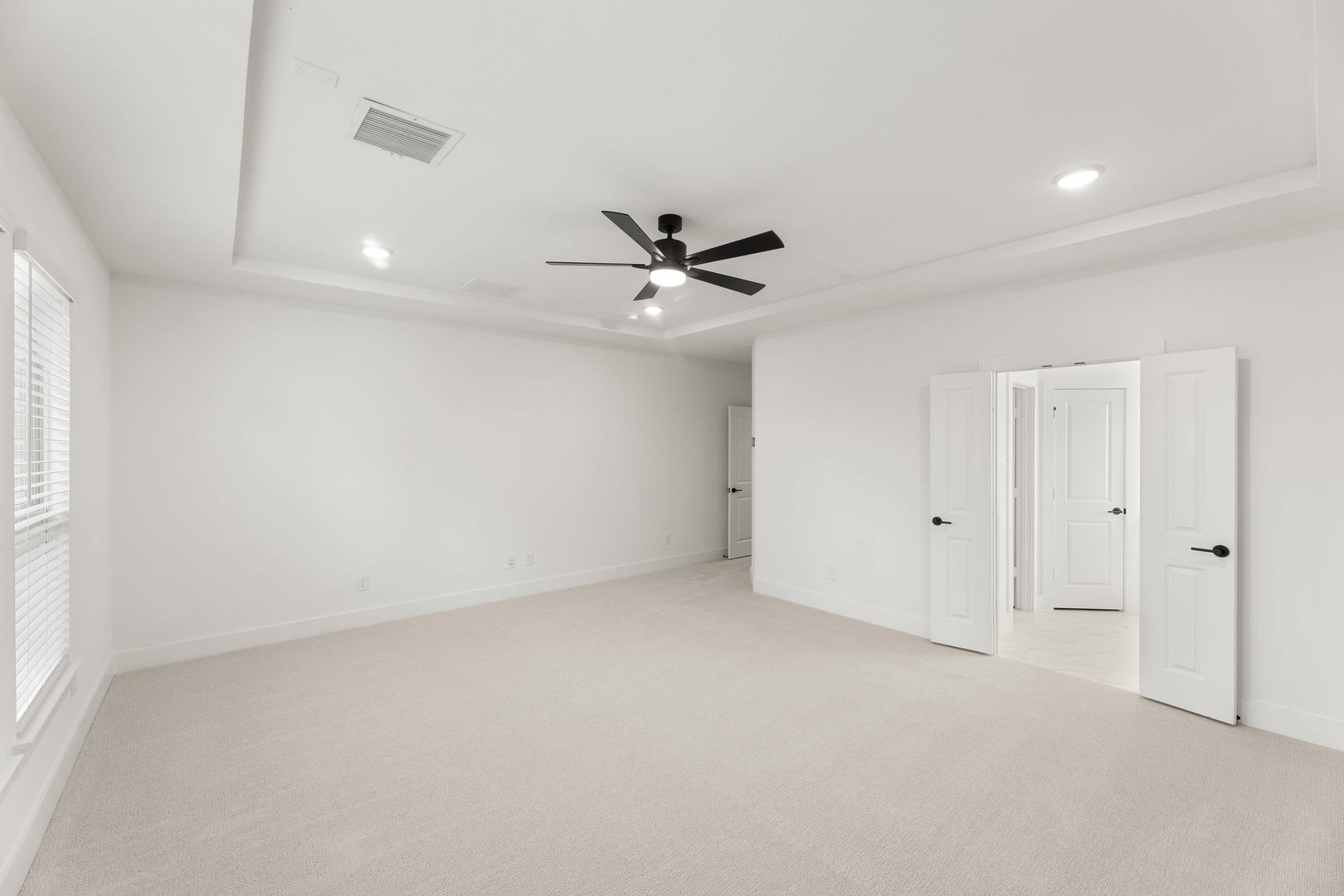 721 S Hidden Lakes Drive Desoto TX 75115