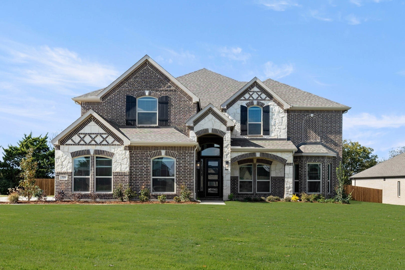 721 S Hidden Lakes Drive Desoto TX 75115
