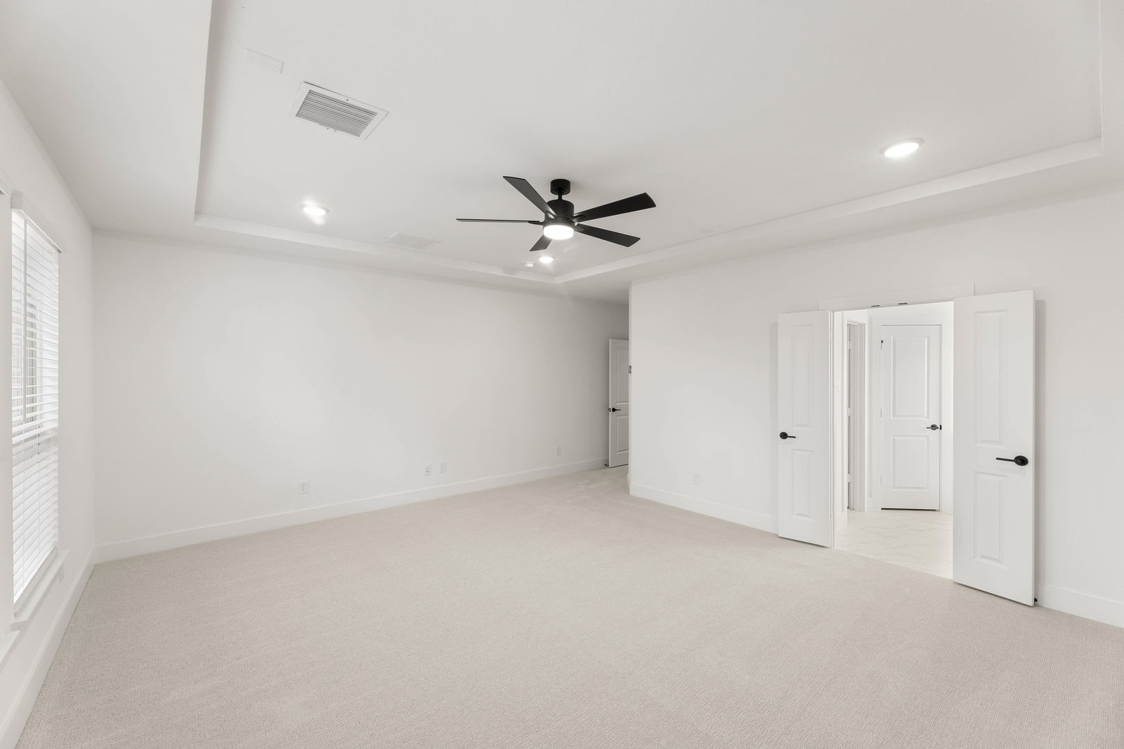 721 S Hidden Lakes Drive Desoto TX 75115