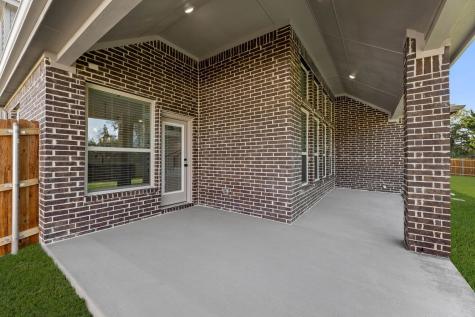 721 S Hidden Lakes Drive Desoto TX 75115