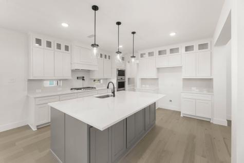 721 S Hidden Lakes Drive Desoto TX 75115