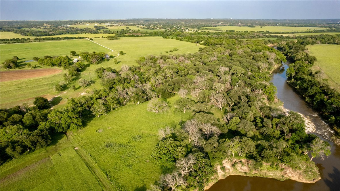 100 Creek 3207b Road Clifton TX 76634