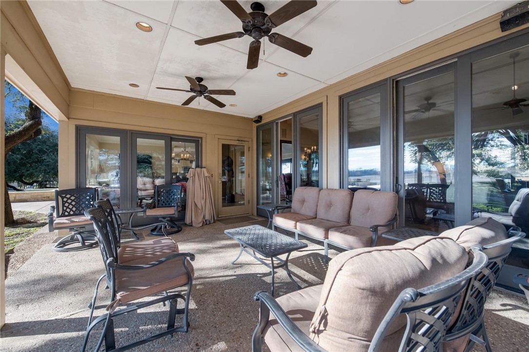 100 Creek 3207b Road Clifton TX 76634