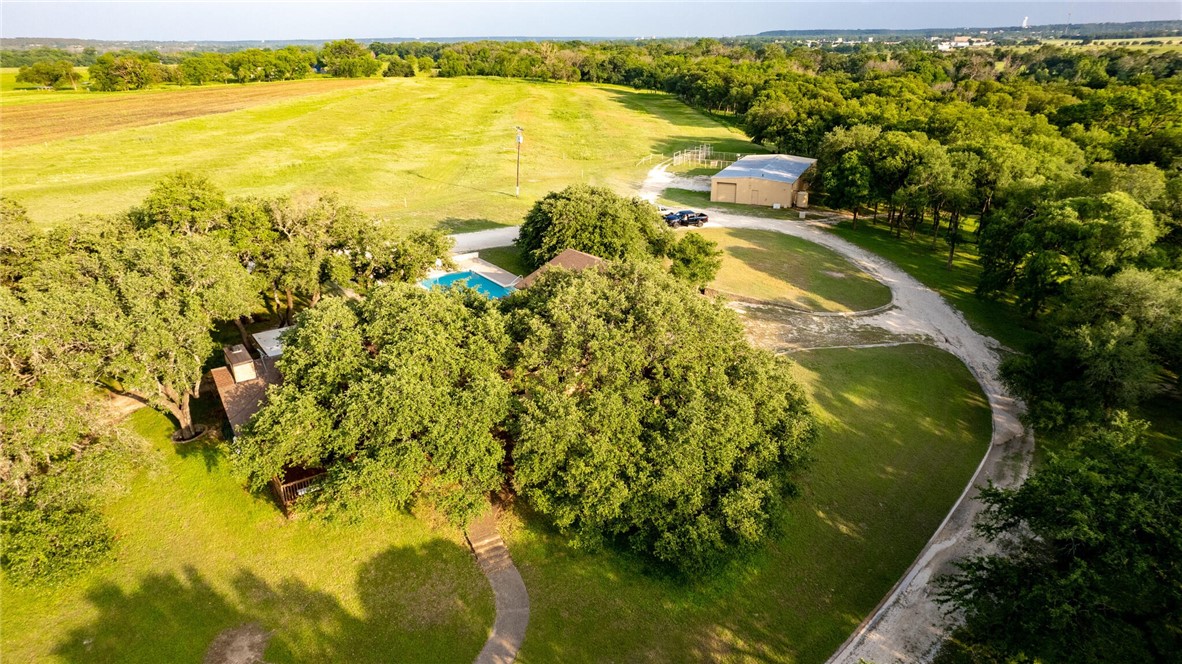 100 Creek 3207b Road Clifton TX 76634