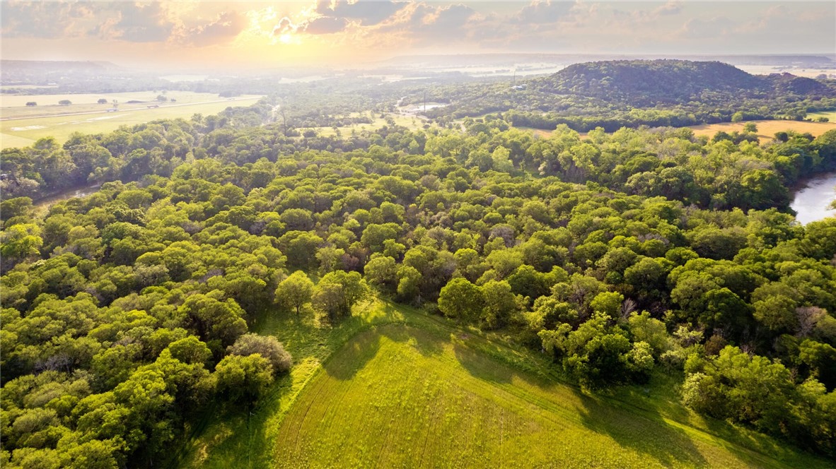 100 Creek 3207b Road Clifton TX 76634