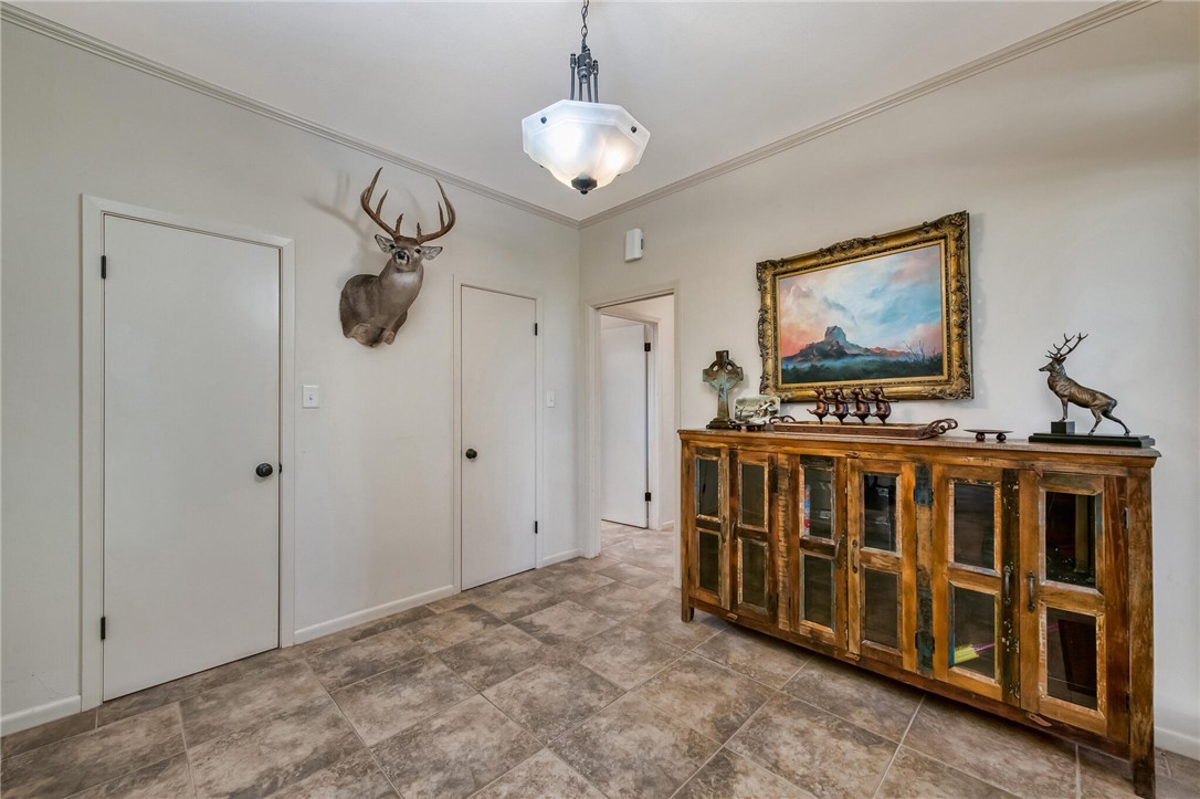 100 Creek 3207b Road Clifton TX 76634