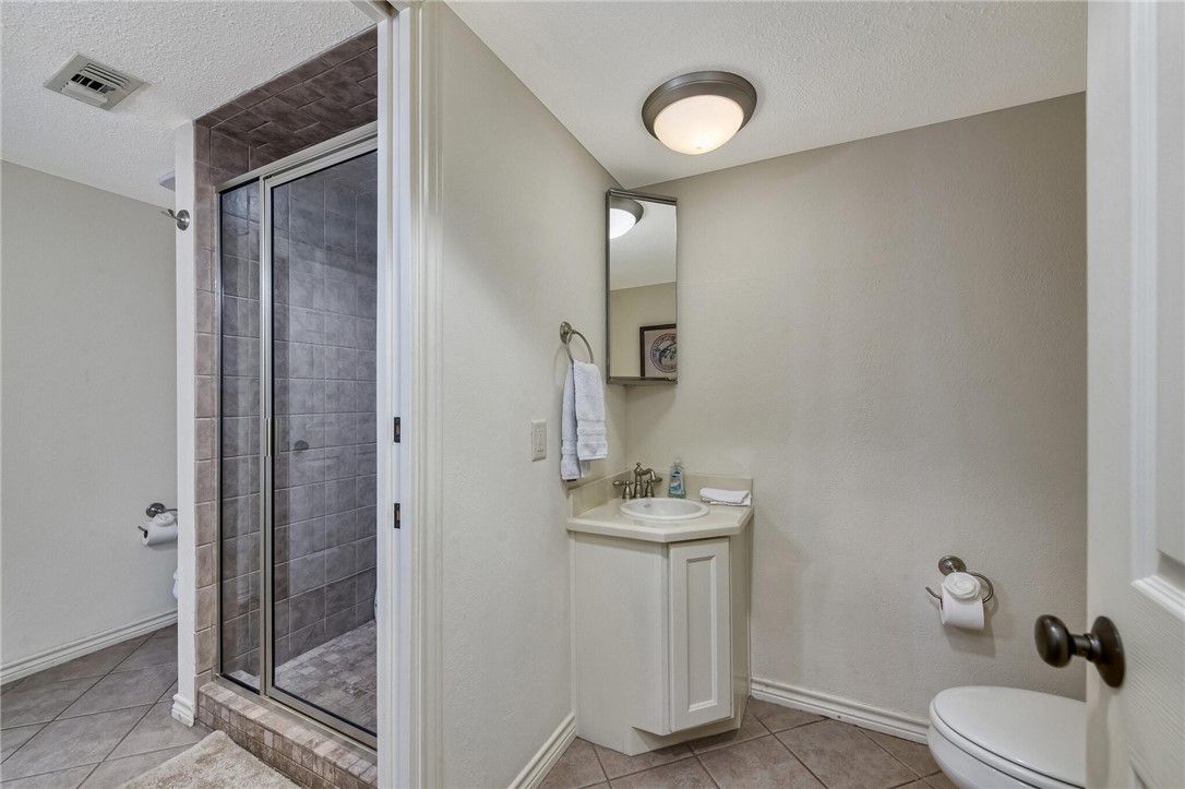 100 Creek 3207b Road Clifton TX 76634