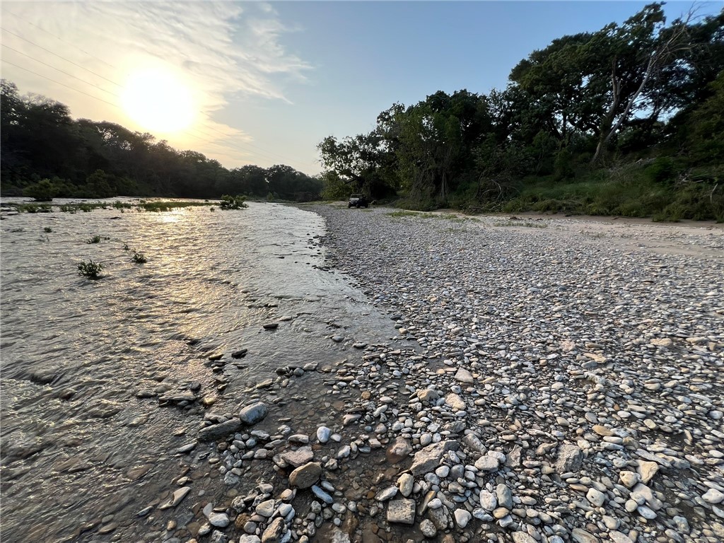 100 Creek 3207b Road Clifton TX 76634