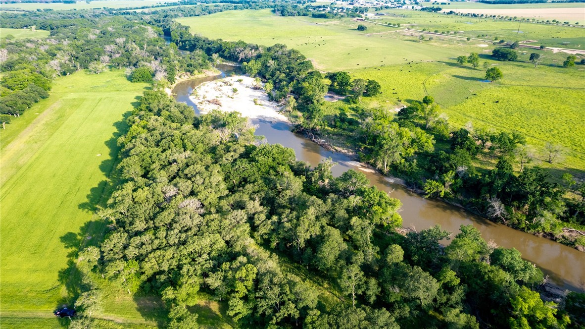 100 Creek 3207b Road Clifton TX 76634