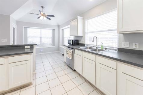 2405 Pinehurst Court Highland Village TX 75077