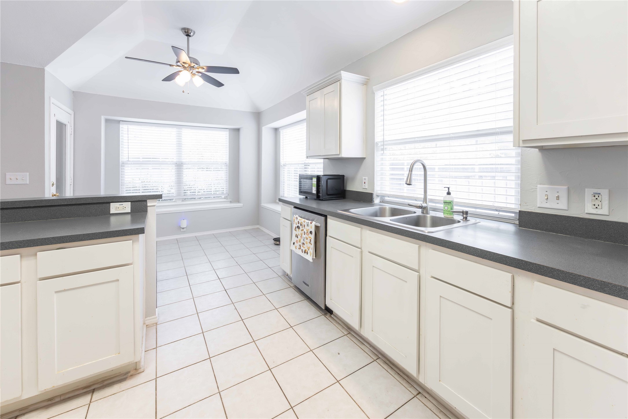 2405 Pinehurst Court Highland Village TX 75077