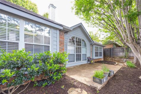 2405 Pinehurst Court Highland Village TX 75077