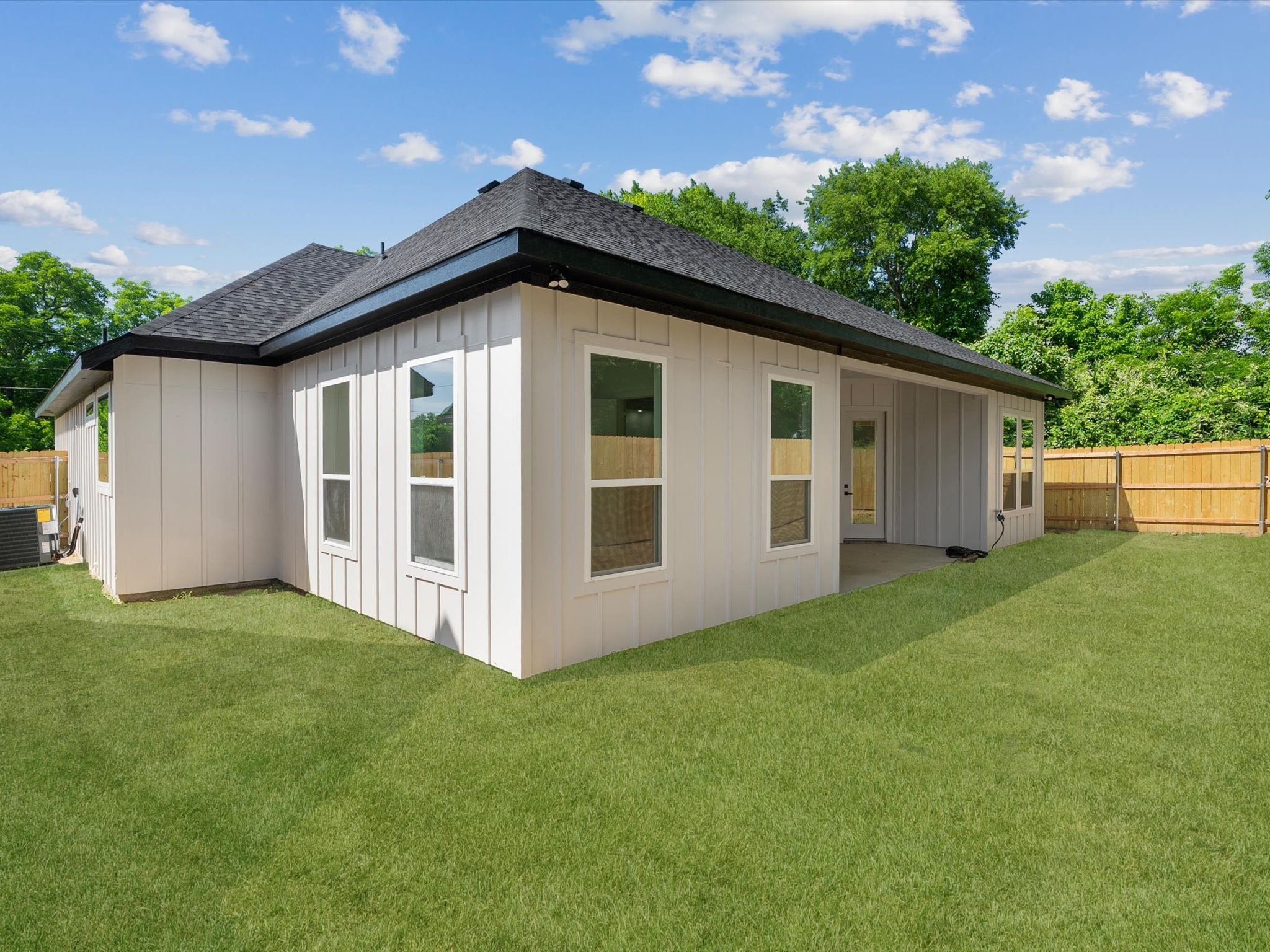 2642 Durham Street Dallas TX 75241