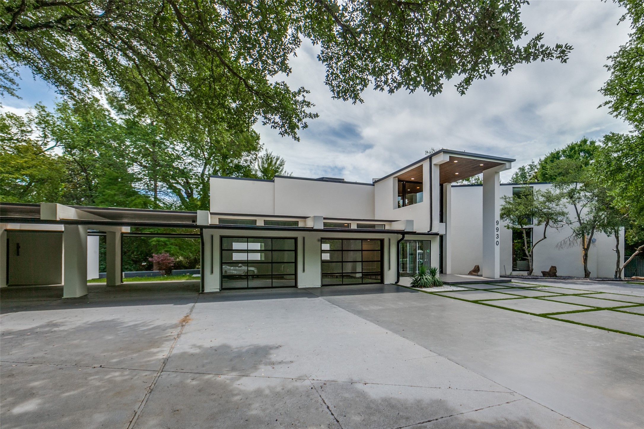 9930 Strait Lane Dallas TX 75220