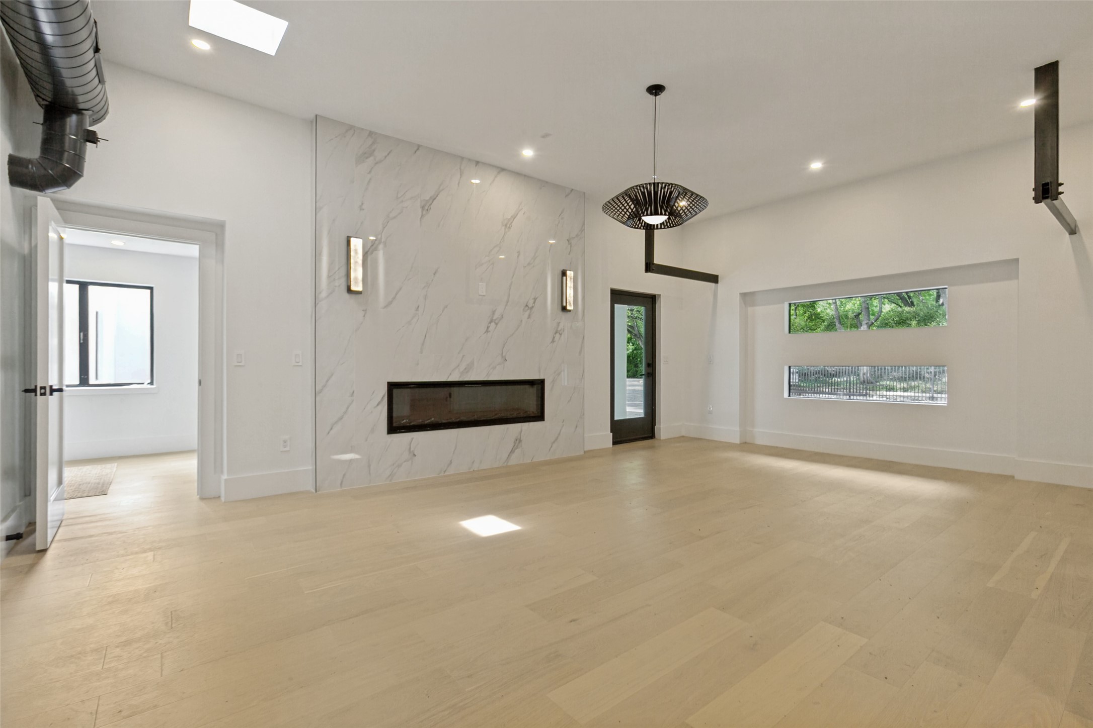 9930 Strait Lane Dallas TX 75220