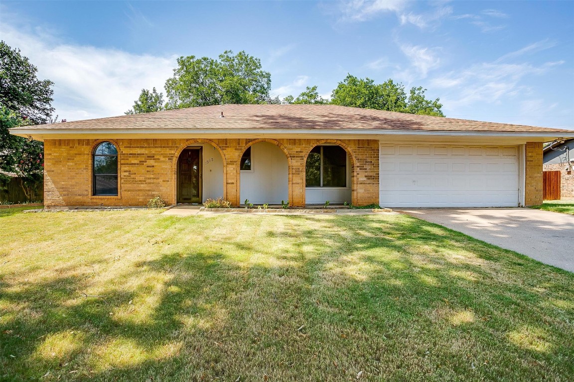 1212 Kay Drive Weatherford TX 76086