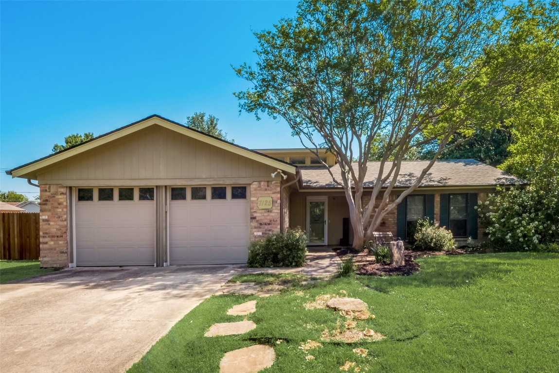 7125 Meadow Park N North Richland Hills TX 76180