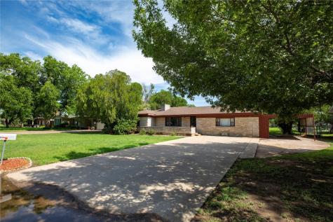 1210 Landon Street Stamford TX 79553