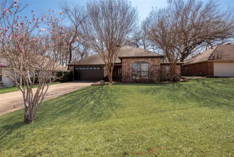 539 W Crossland Boulevard Grand Prairie TX 75052