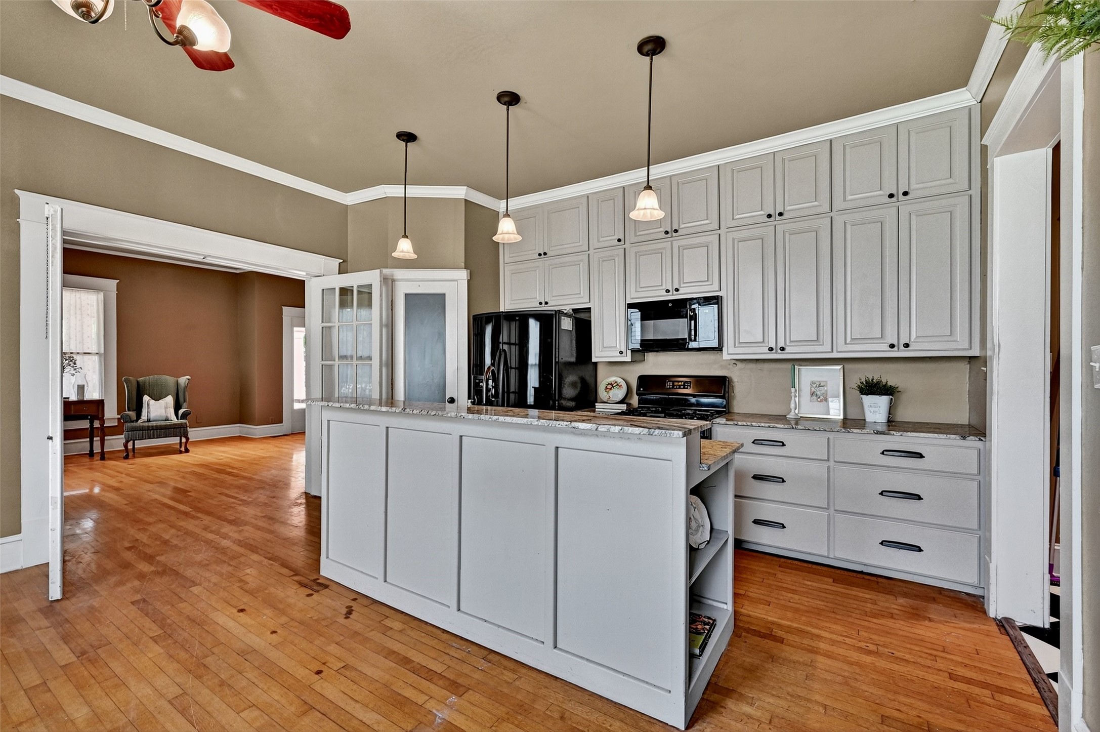 1018 N Woods Street Sherman TX 75092