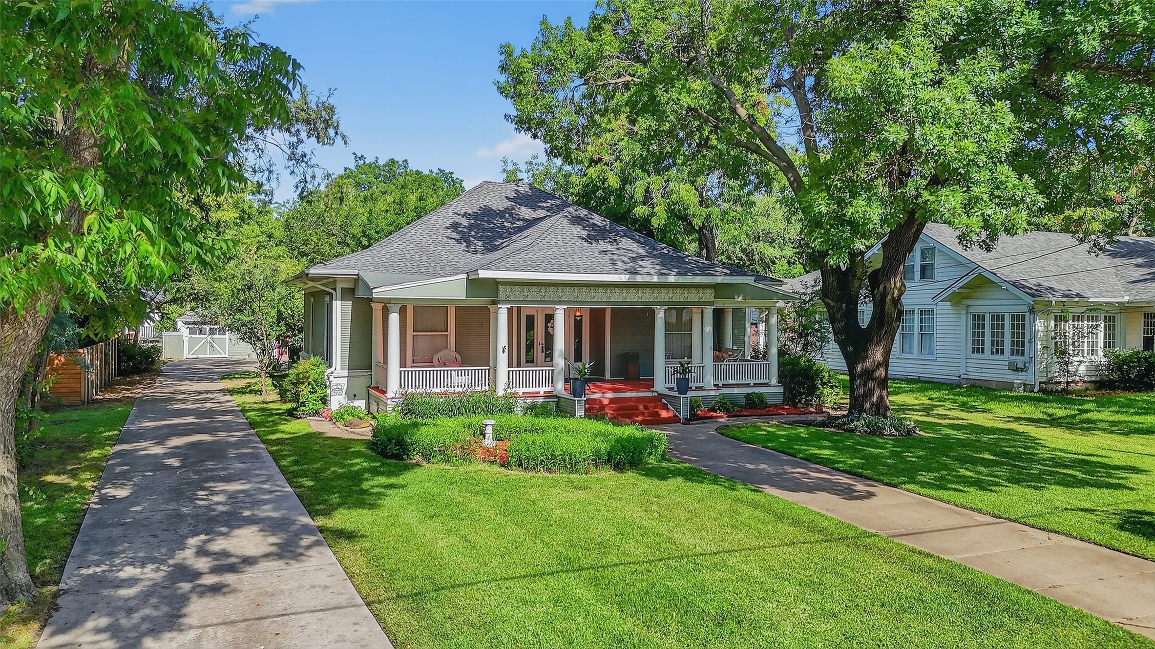 1018 N Woods Street Sherman TX 75092
