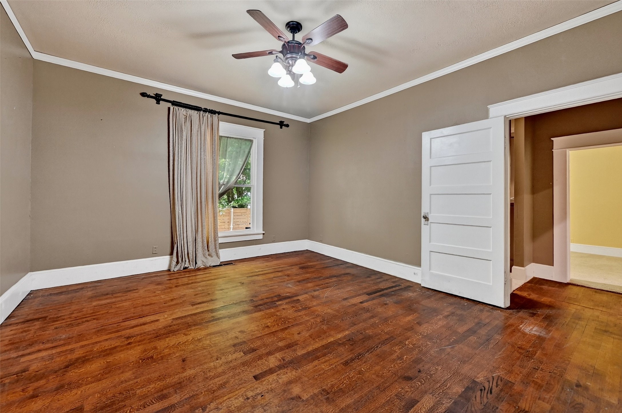 1018 N Woods Street Sherman TX 75092