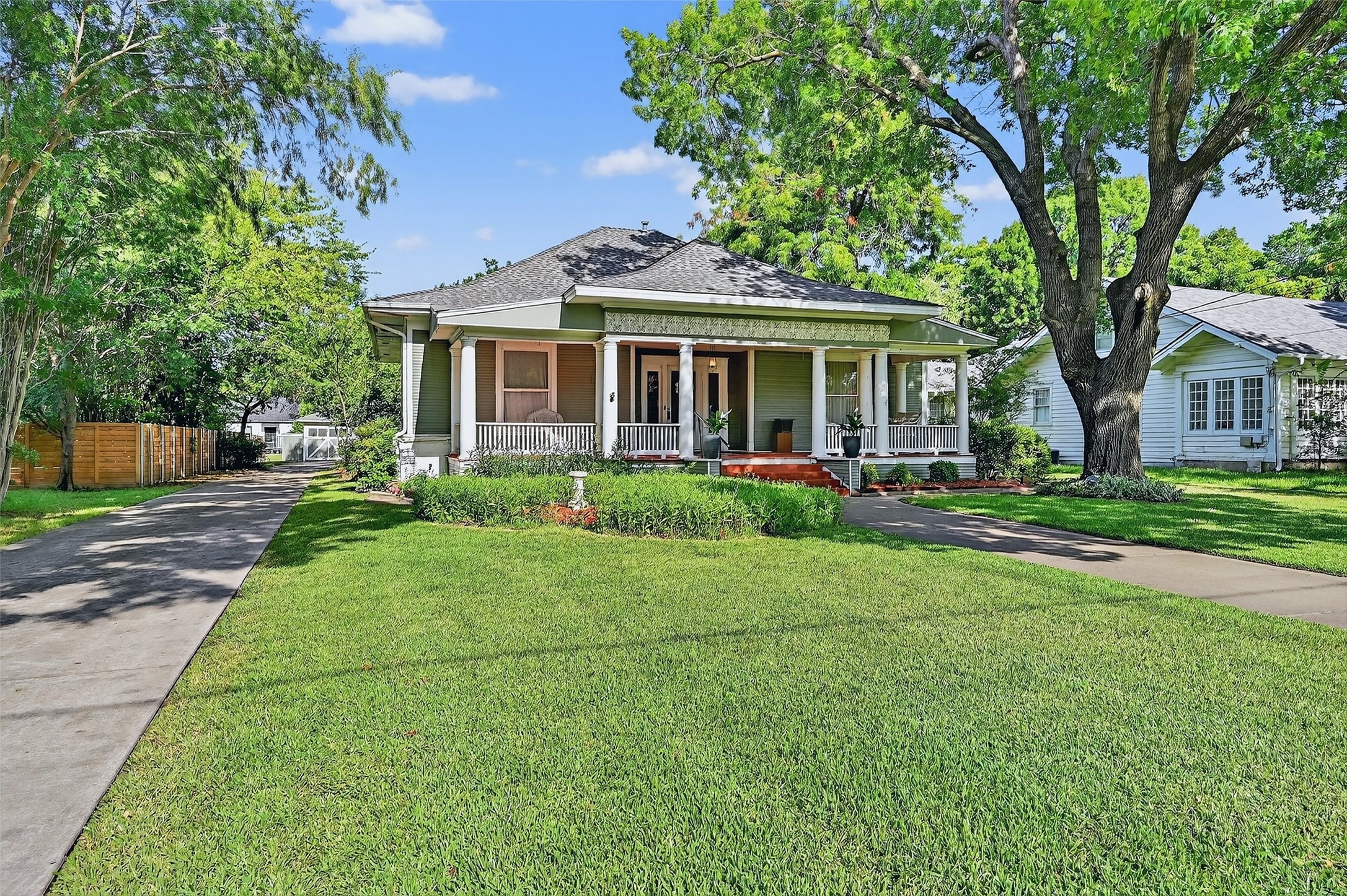 1018 N Woods Street Sherman TX 75092