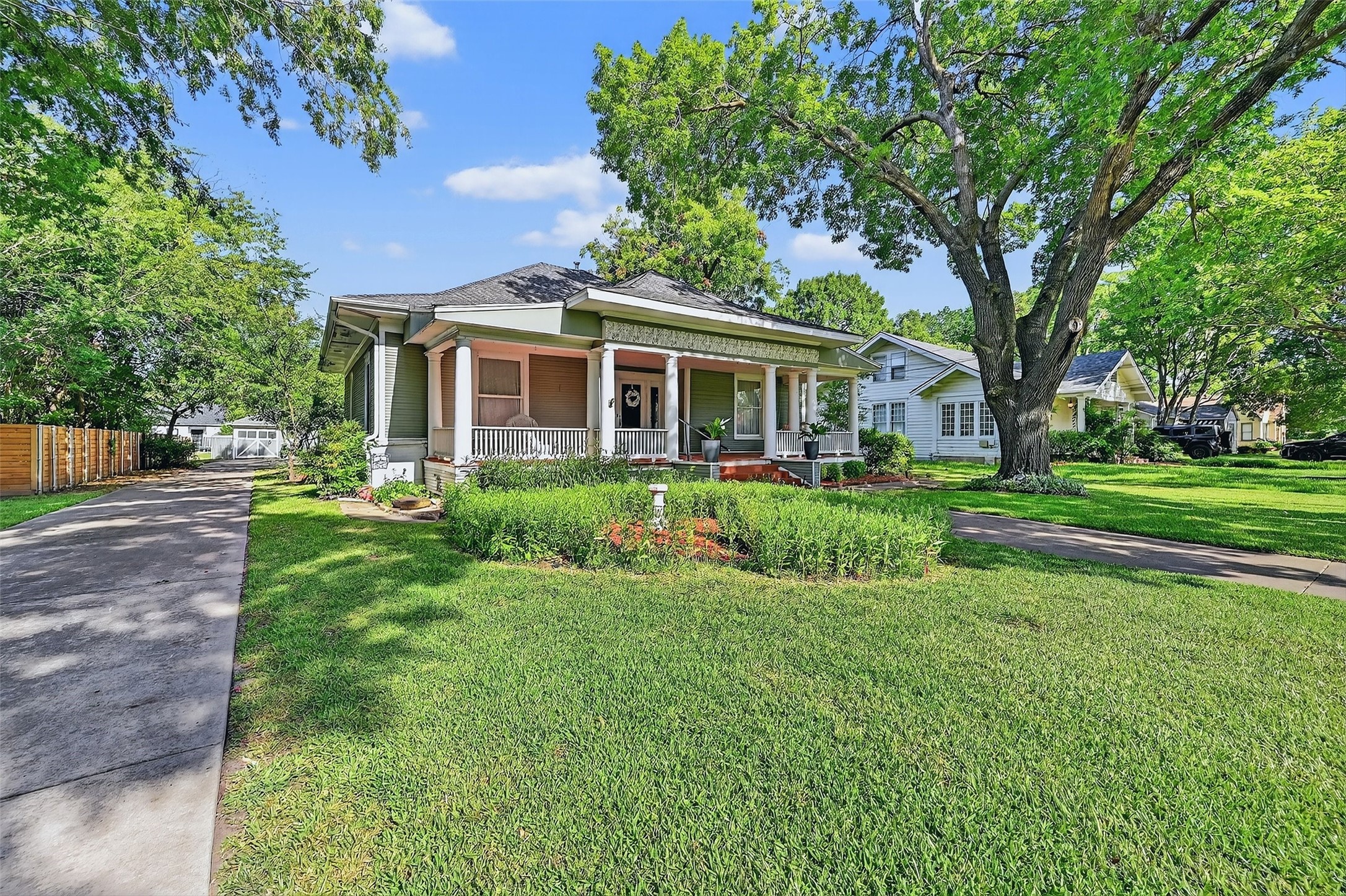 1018 N Woods Street Sherman TX 75092