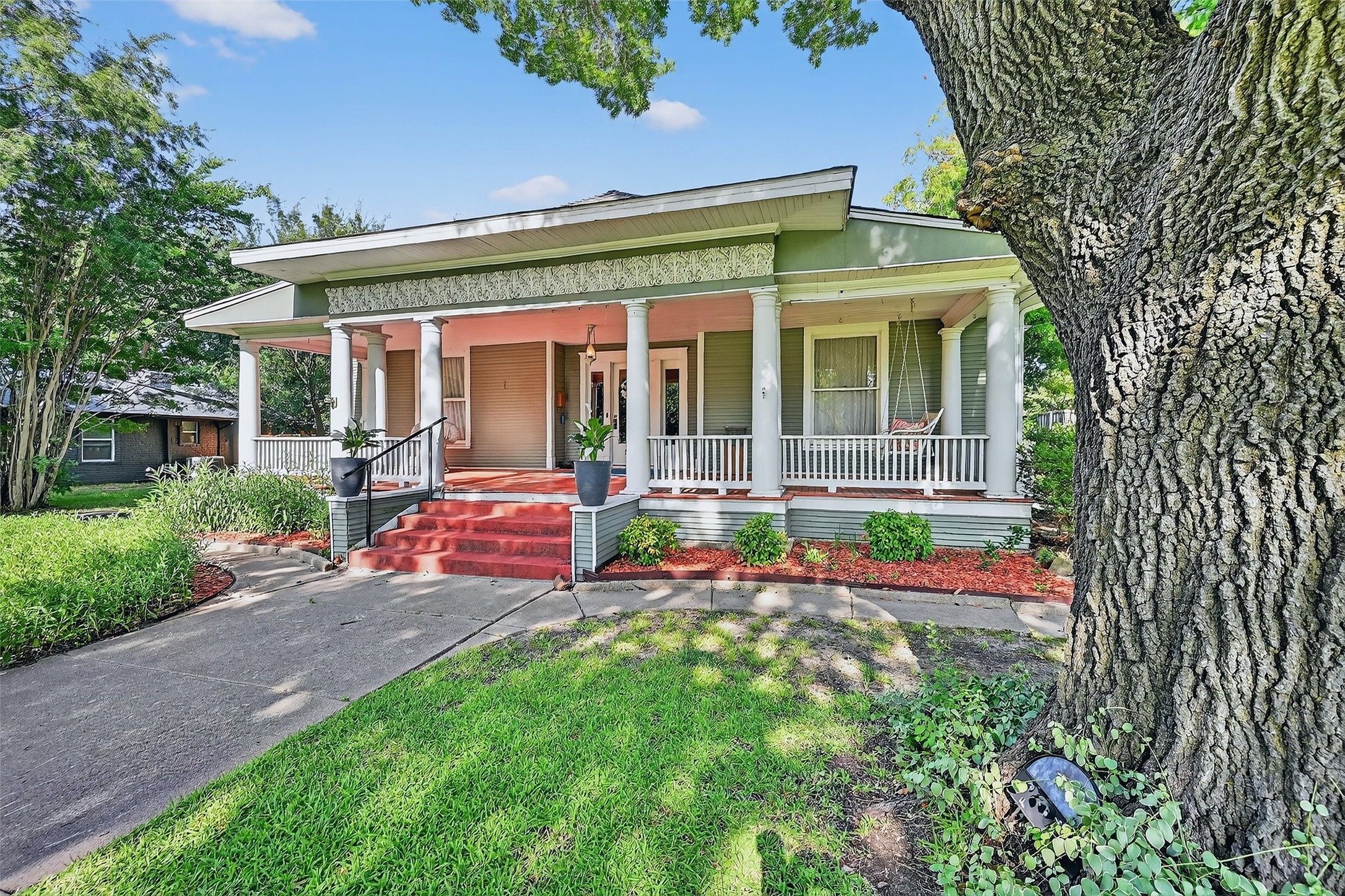 1018 N Woods Street Sherman TX 75092