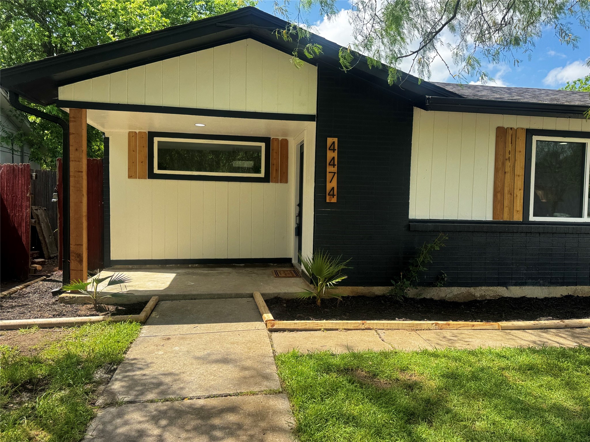 4474 Burke Road Fort Worth TX 76119