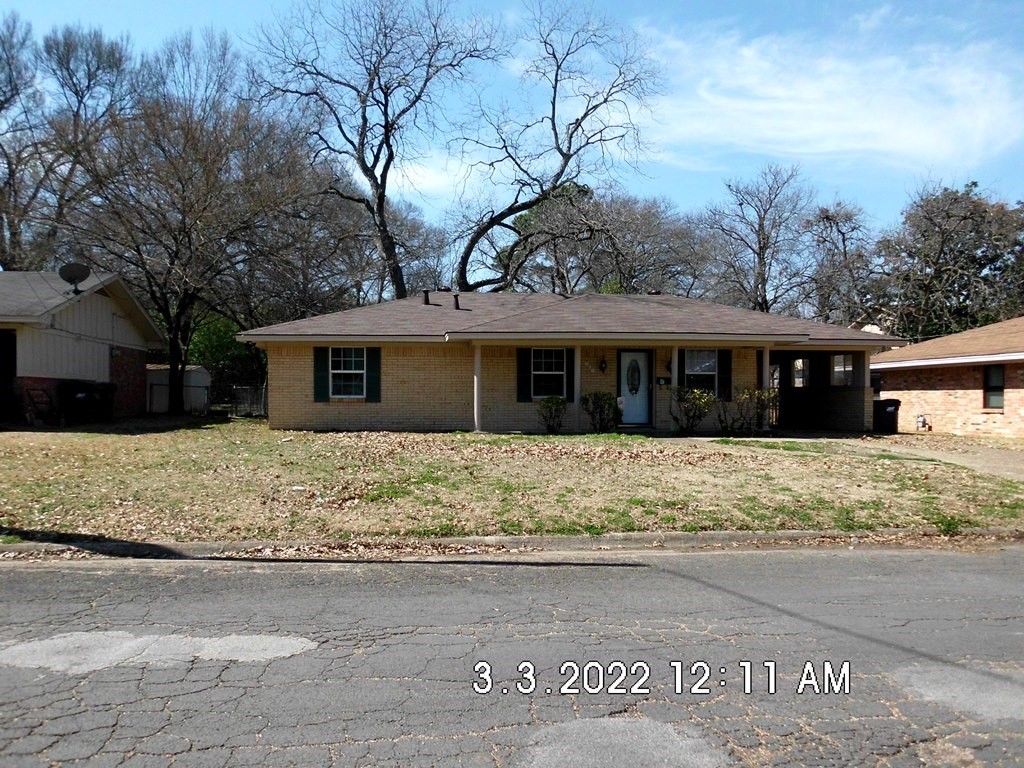 814 N 23 1/2 Street Corsicana TX 75110