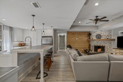 199 Briarwood Court Van TX 75790