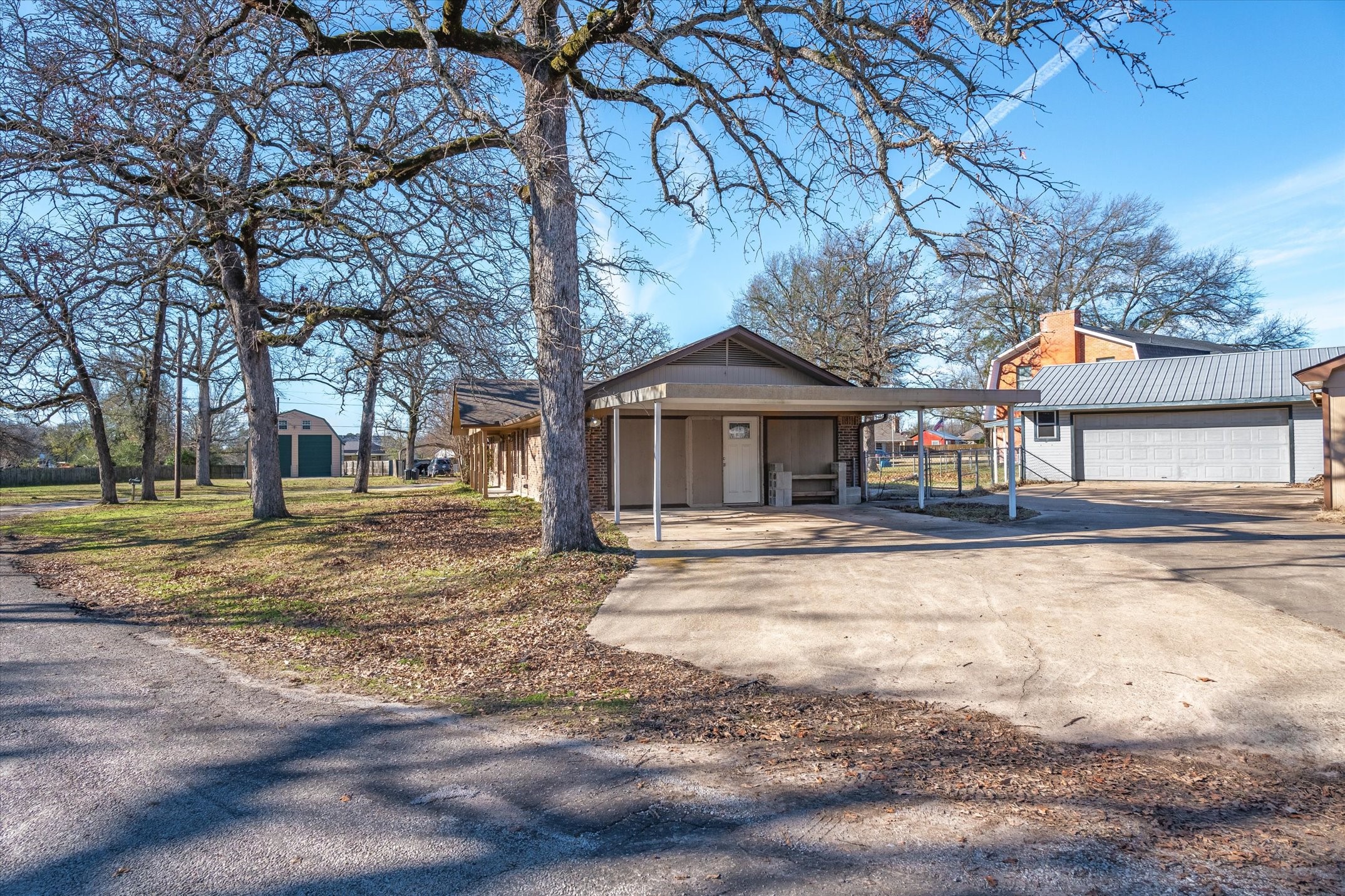 199 Briarwood Court Van TX 75790
